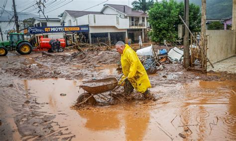 Sự Kiện Bão Lửa: Một Bão Hoả Thần Bí Phá Hủy Rio Grande Do Sul Trong Thế Kỷ VIII