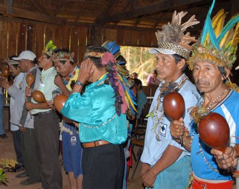 Sự Bùng Nở Của Tôn Giáo Guarani Trong Xã Hội Brazil Thế Kỷ VIII: Một Phép Lạ Đến Từ Quá Khứ